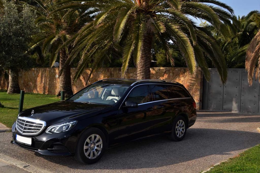 Στόλος mercedes4 πολυτελείς μεταφορές ενοικίαση αυτοκινήτου